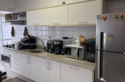 Apartamento com 4 quartos para alugar no Centro, Balneário Camboriú 