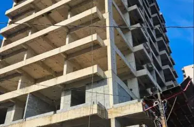 Belissímo apartamento, à 50m do mar e lazer completo