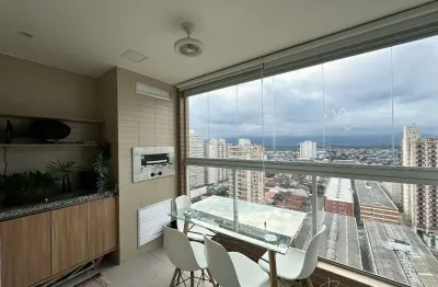 Belíssimo apartamento, à 50m do mar e lazer completo