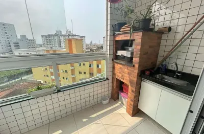 Belíssimo apartamento, à 380m do mar e lazer completo