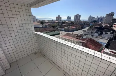 Belíssimo apartamento, fino acabamento à 400m do mar