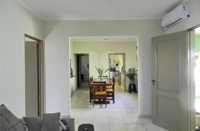 Casa com 3 quartos à venda na Avenida Paranapanema, 912, Sumarezinho, Ribeirão Preto