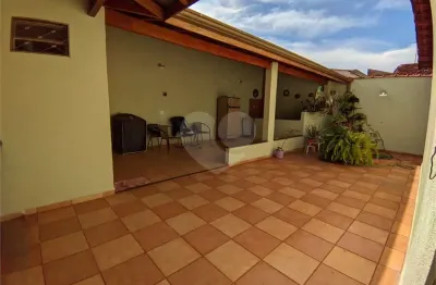 Casa com 4 quartos à venda em valentina figueiredo - sp