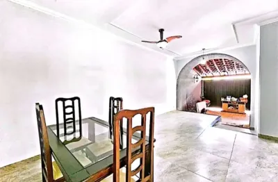 Casa com 2 quartos à venda na Rua Arnaldo Victaliano, Iguatemi, Ribeirão Preto