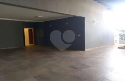 Casa com 4 quartos à venda na Rua Tenente Catão Roxo, 1064, Jardim Antártica, Ribeirão Preto