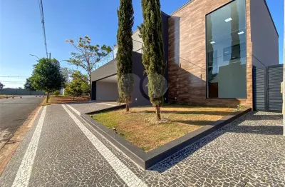 Terreno em condomínio fechado à venda no Centro, Jardinópolis 