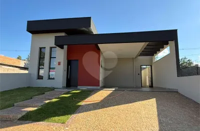 Condomínio com 3 quartos à venda em loteamento santa marta - sp