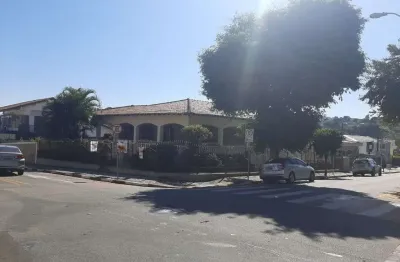 Casa à venda no centro, 345 m² por r$ 4.400.000 - centro - vinhedo/sp