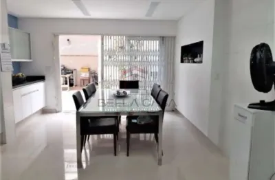 Sobrado com 4 quartos e 6 banheiros à venda, 255 m² por r$ 1.390.000