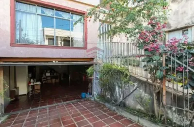 Sobrado vila prudente próximo ao metro da vila prudente- 186m - 3 dormitorios - quintal - 2 vagas.