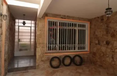 Casa com 3 quartos para alugar na Rua Bartolomeu Dias, 269, Jardim Têxtil, São Paulo