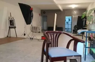Prédio à venda na Rua Francisco Cioffi, 80, Mooca, São Paulo