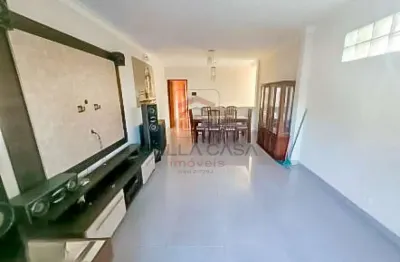 Sobrado à venda na mooca, 3 suítes, piscina, churrasqueira e 4 vagas de garagem!