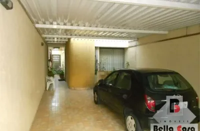 Casa terrea a venda no bairro da mooca com 3 quartos e quintal