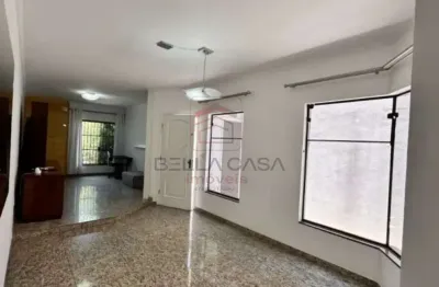 Sobrado à venda | 4 dormitórios (2 suítes) | 256m² | localização privilegiada na mooca