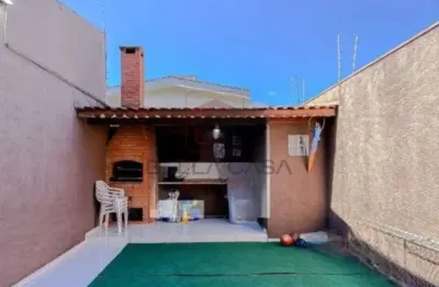 Sobrado à venda na mooca com 3 doritórios (3 suítes), 4 vagas e churrasqueira!