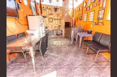 Sobrado à venda no alto da mooca ? 3 dormitórios, suíte, quintal com churrasqueira