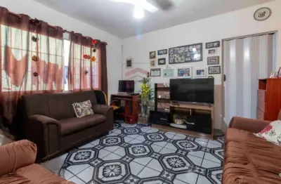 Casa terrea a venda proximo a av. do oratorio, 3 vagas e quintal