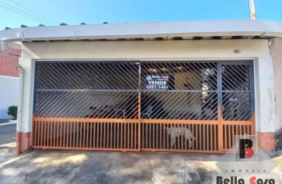 Casa  terrea   2 dormitorios    sala  cozinha   banheiro  8  vagas  garagem