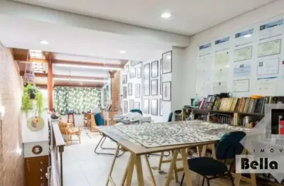 Sobrado à venda com 235m², área construida parque da mooca