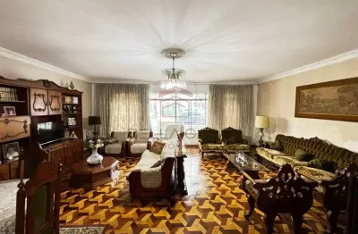 Casa com 4 quartos à venda na Rua Jaboticabal, 565, Mooca, São Paulo