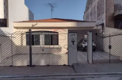 Casa terrea a venda no jardim textil com quintal e entrada lateral