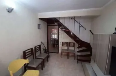 Sobrado a venda no bairro da mooca com 2 dormitórios, 1 vaga de garagem