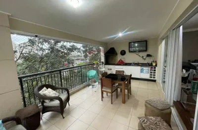 Apartamento com 127m2- clima do bosque -  3 dormitórios - 2 suítes
