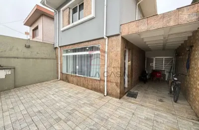 Sobrado na Mooca de 180 m2 com 3 dormitórios quintal e 2 edículas