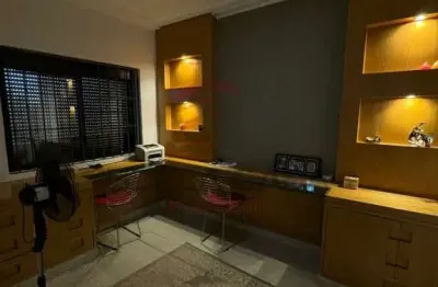 Casa com 3 quartos para alugar na Rua Araribóia, 161, Mooca, São Paulo