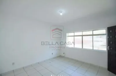 Casa a venda na vila libanesa, com tres casas no fundo, independentes
