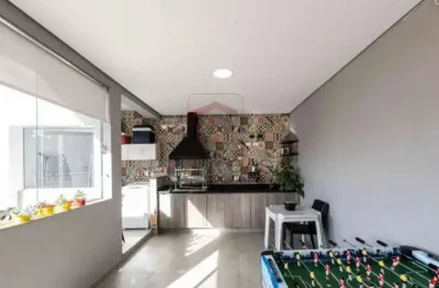 Sobrado a venda na mooca com 4 quartos, 3 vagas e quintal