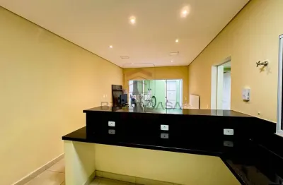 Casa terrea a venda com 2 quartos, 3 vagas e quintal com churrasqueira