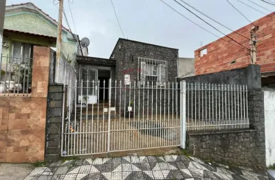 Casa térrea para reforma  - santa clara - ótimo terreno - rua tranquila- 2 vagas para carro  pequeno