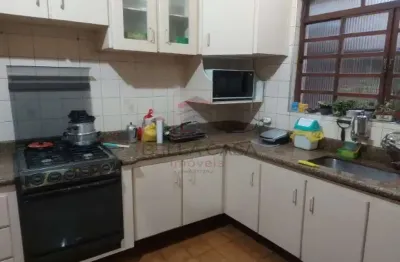 Casa com 2 quartos à venda na Rua Gomes, 236, Vila Ema, São Paulo