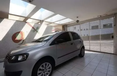 Sobrado a venda na vila zelina com 3 quartos, quintal e churrasqueira