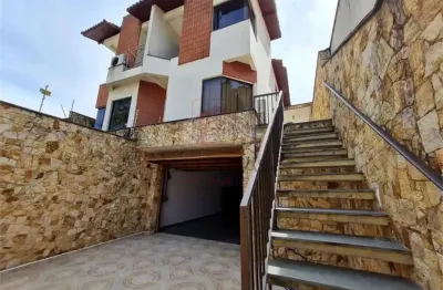 Casa a venda jardim avelino - 250m2  3 suítes e 5 vagas linda !!!