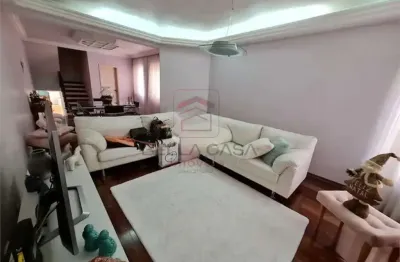 Casa a venda jardim avelino - 250m2  3 suítes e 5 vagas linda !!!