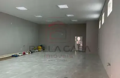 Barracão / Galpão / Depósito com 2 salas para alugar na Rua Barretos, 1222, Mooca, São Paulo