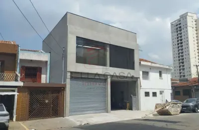 Galpão para locação na mooca com pé direito alto, vão livre e portão automatio + isolamento termico
