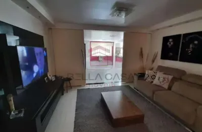 Casa na mooca com 350m² de área construída, com 4 dormitórios sendo 1 suíte e 3 vagas de garagem