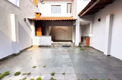 Casa a venda na mooca com 3 quartos, quintal e 2 vagas de garagem