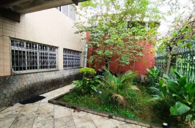 Sobrado na vila ema, 145m2, 03 quartos sendo 01 suíte e 06 vagtas