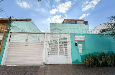 Sobrado  de condomínio  3 dormitórios  1 suíte  sala  ampla    2   Vagas