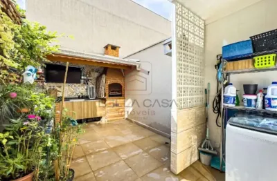 Sobrado 3 quartos, quintal e  2 vagas  com 130m2 no bairro da  vila zelina a venda