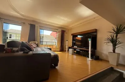 Casa com 3 quartos à venda na Rua Alzira Fett Martins, 98, Parque São Lucas, São Paulo