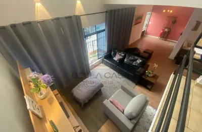 Sobrado no parque da mooca, 04 quartos sendo 02 suítes e vaga para 03 carros