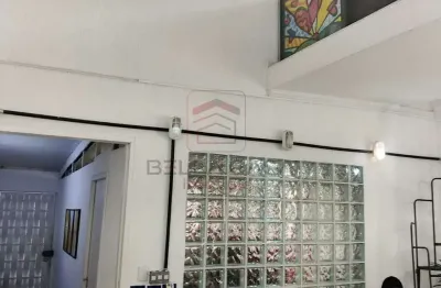 Sobrado á venda na mooca com 03 dormitórios (02 suites), 02  vagas