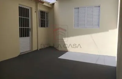Casa  térrea    1 dormitório  sala  cozinha    banheiro    e   lavanderia