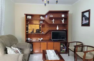 Sobrado na vila alpina, 03 quartos sendo 01 suíte e garagem para 02 carros e outra casa nos fundos